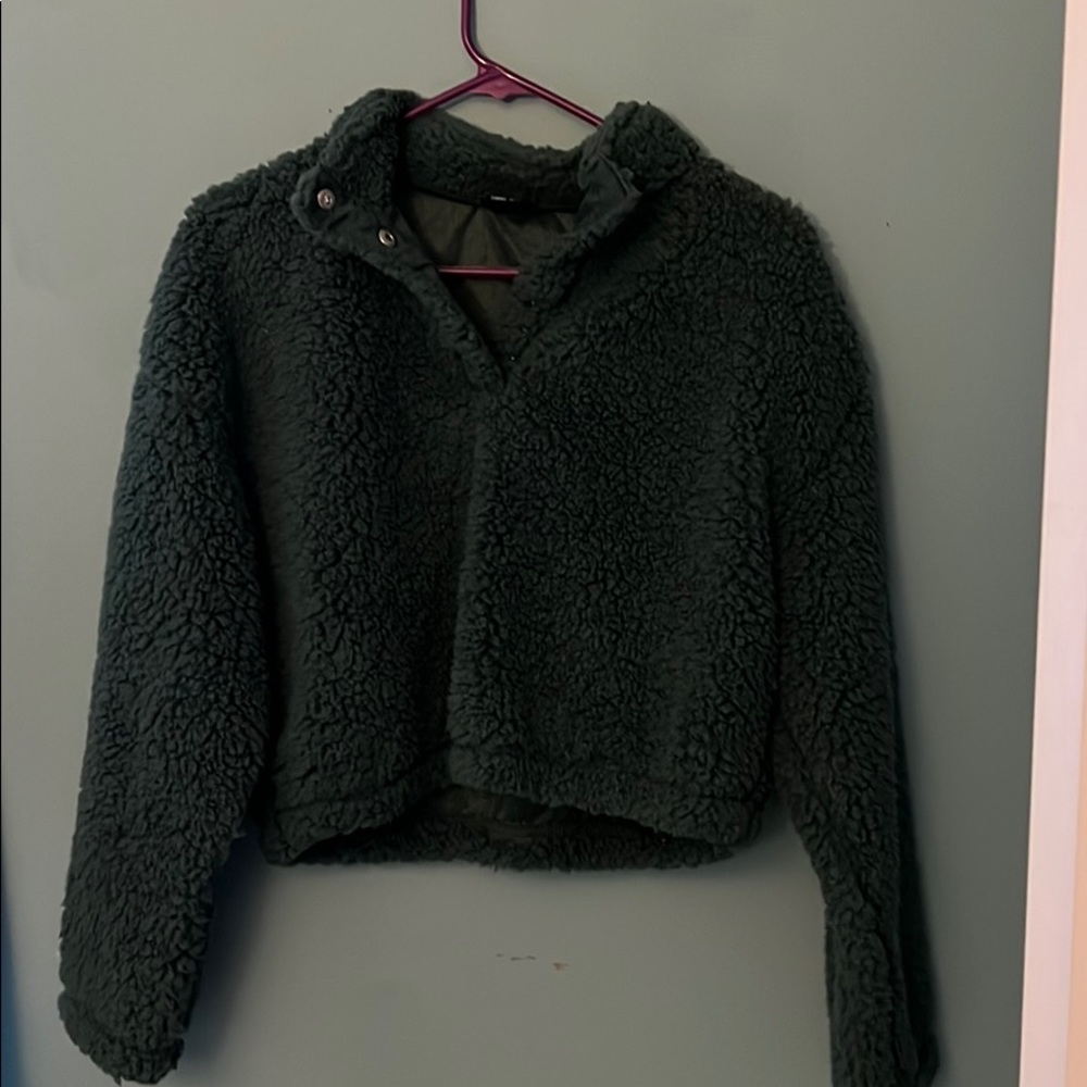Cropped Fuzzy Pacsun Sweater in Green Size S